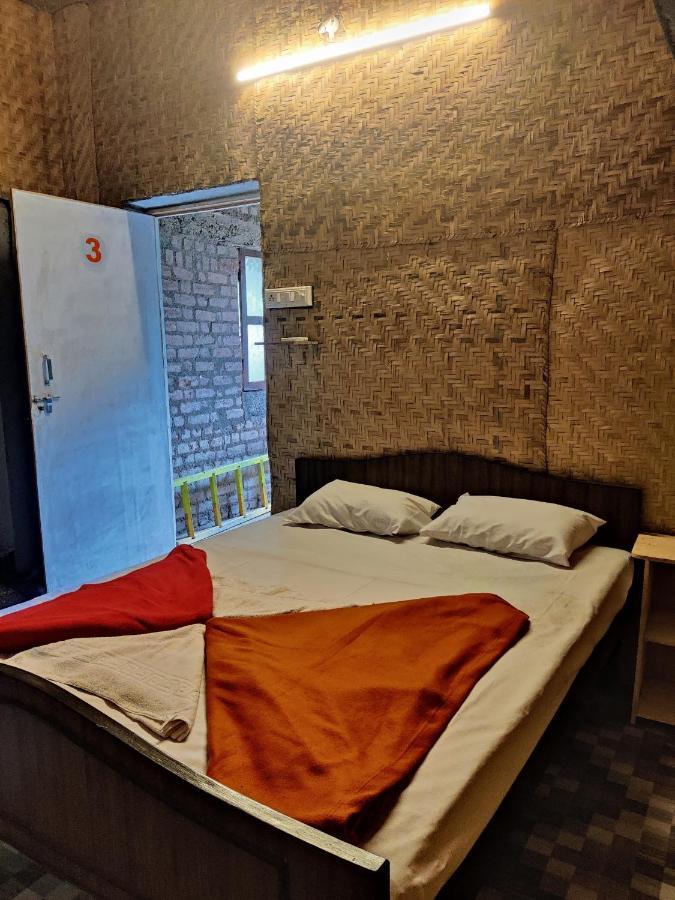 The Gravity Cafe -A Unit Of Staychillhampi Exteriör bild